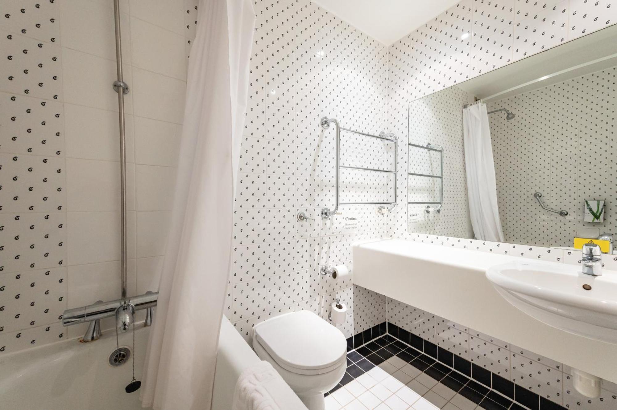 Milestone Peterborough Hotel A1M, Sure Hotel Collection By Best Western Stilton エクステリア 写真