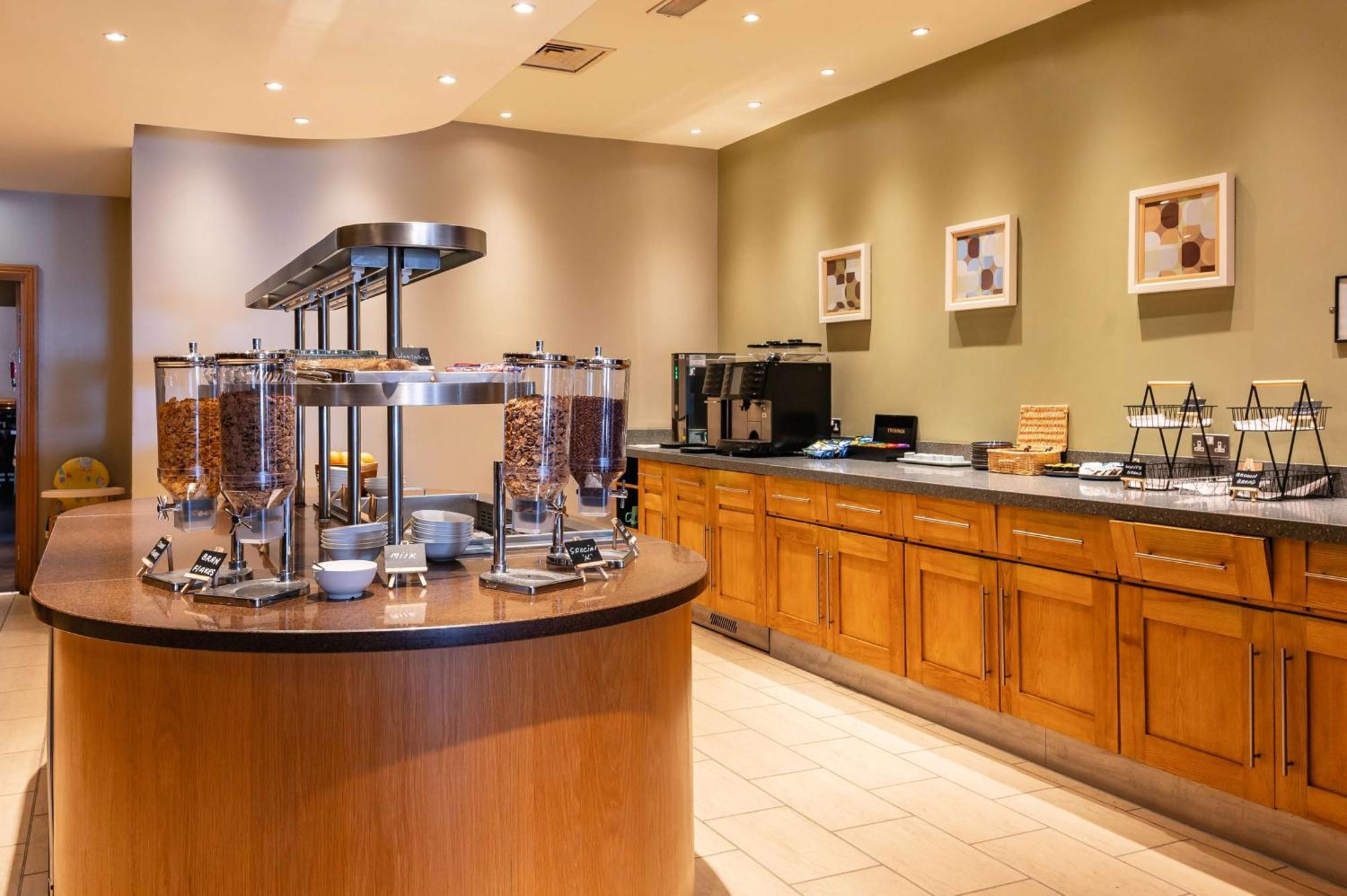 Milestone Peterborough Hotel A1M, Sure Hotel Collection By Best Western Stilton エクステリア 写真