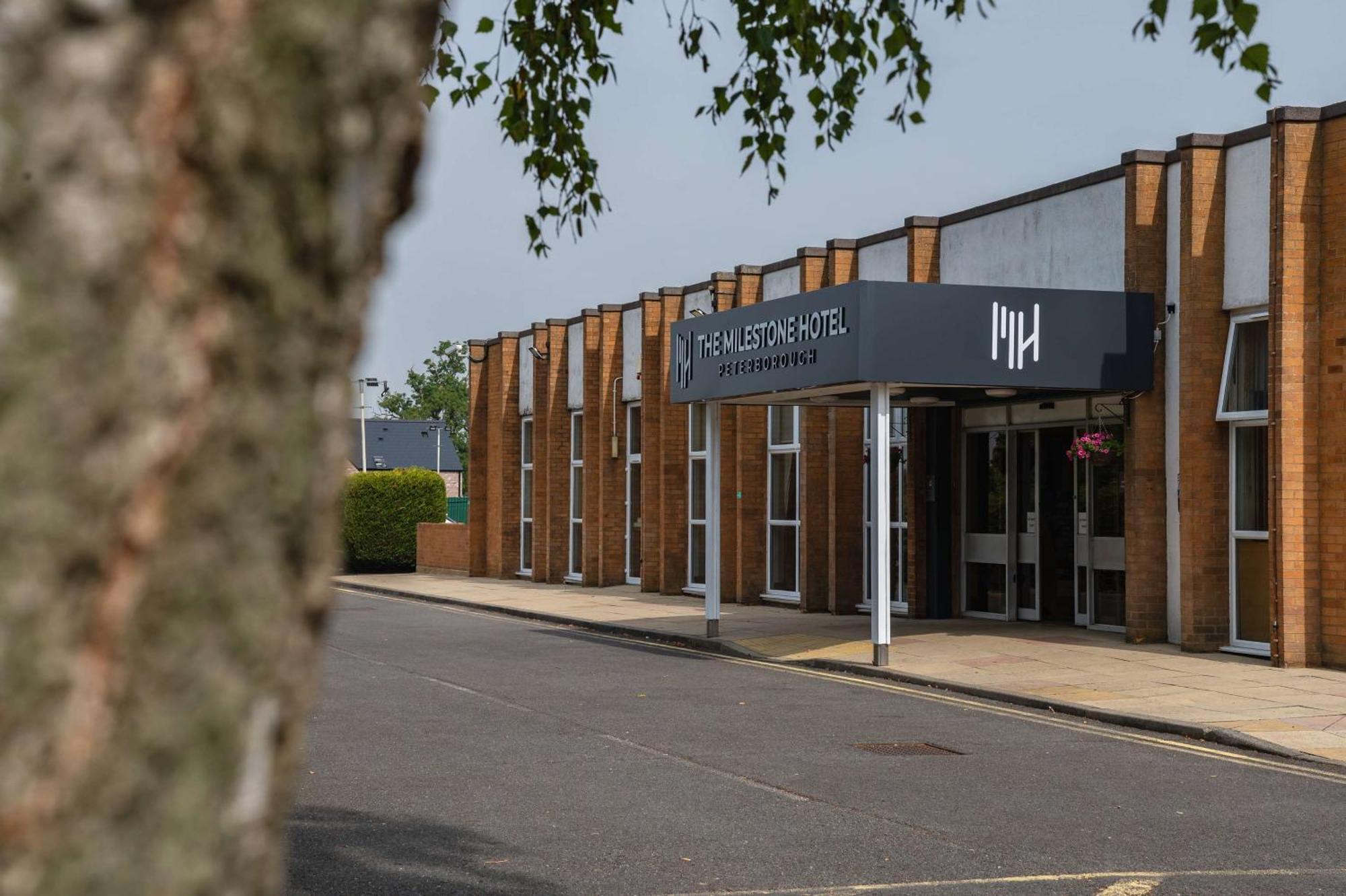 Milestone Peterborough Hotel A1M, Sure Hotel Collection By Best Western Stilton エクステリア 写真
